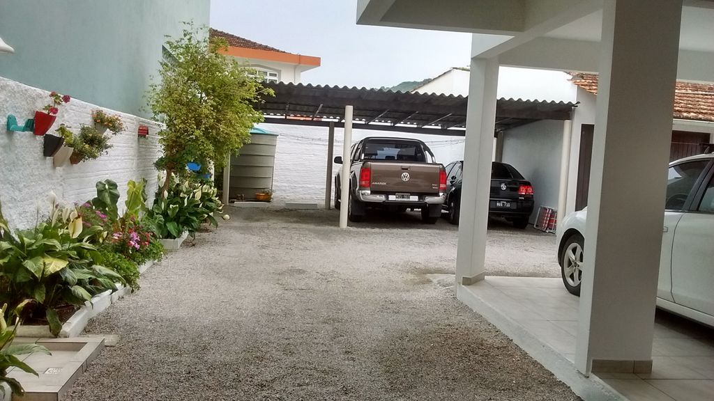 Apartamentos de temporada na Cachoeira do Bom Jesus Florianópolis
