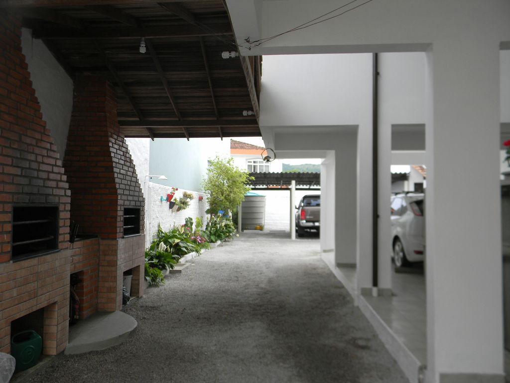 Apartamentos de temporada na Cachoeira do Bom Jesus Florianópolis
